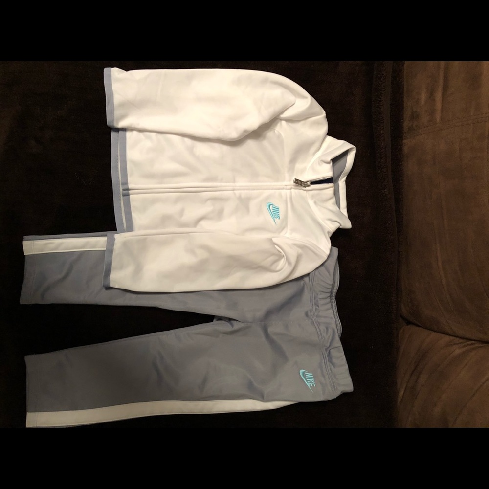 Girls Nike track suit